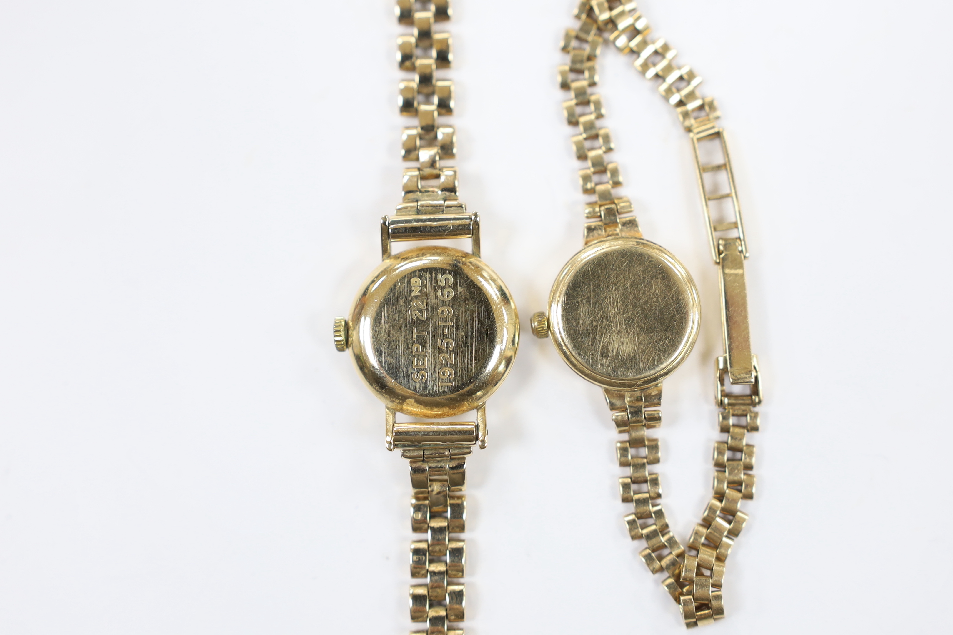 A lady's 9ct gold Longines manual wind wrist watch, on a 9ct gold bracelet and a similar Avia quartz wrist watch, gross weight 34.1 grams.